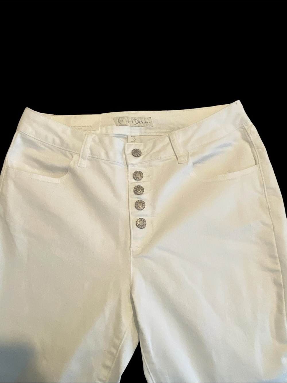 Women’s High-Rise White Denim Button Up Flare Jeans Frayed Hem NWT Size 10 - Picture 4 of 9